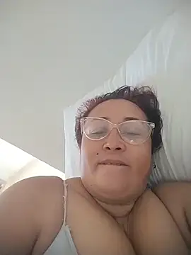 Nini Love  online show from February 24, 1:53 pm