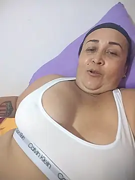 Nini Love  online show from July 28, 3:35 am