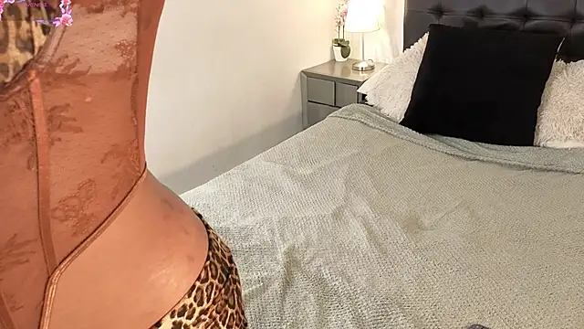emma martiin online show from June 9, 11:05 pm