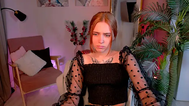 Bella xBaby online show from December 19, 1:40 pm