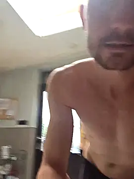 Dejvvvv95 online show from March 11, 12:00 pm