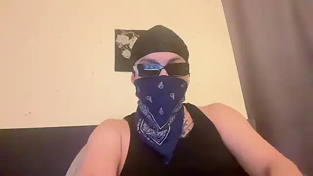 Snapshot of angelblanco chatting on April 12, 11:54 pm angelblanco online show from April 12, 11:54 pm