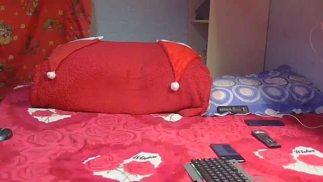 Snapshot of Pintiliescu chatting on January 7, 5:37 pm Pintiliescu online show from January 7, 5:37 pm