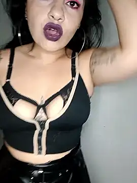 AmaTiffany online show from January 18, 2:59 am