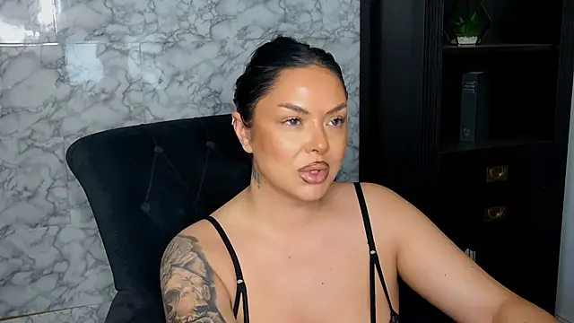 AngelaBabe3 online show from December 19, 8:38 pm