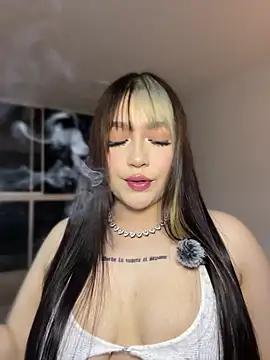 Snapshot of Daniela_ruizz chatting on April 27, 11:47 pm Daniela ruizz online show from April 27, 11:47 pm
