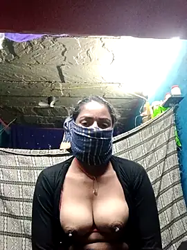 Poonam8080 online show from December 15, 9:08 pm