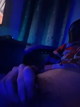 wolfand01 online show from December 21, 5:58 am