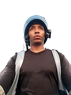 Snapshot of Andreskelly chatting on February 14, 11:40 am Andreskelly online show from February 14, 11:40 am