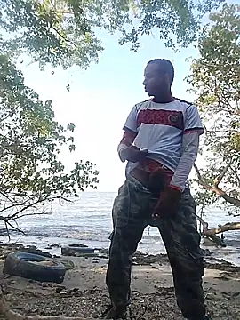 Snapshot of Andreskelly chatting on April 2, 12:25 pm Andreskelly online show from April 2, 12:25 pm