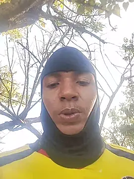 Snapshot of Andreskelly chatting on April 4, 12:24 pm Andreskelly online show from April 4, 12:24 pm