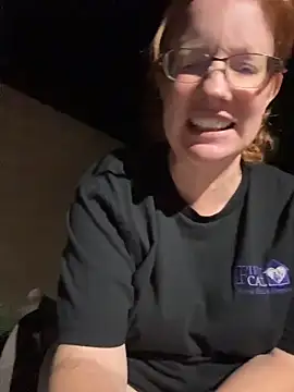 Lenaravenswood online show from July 4, 5:24 am