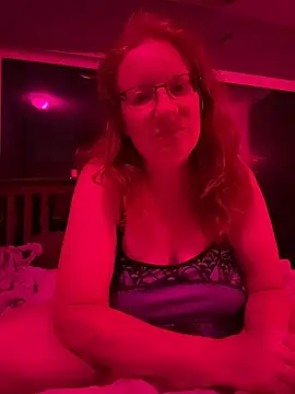 Lenaravenswood online show from August 5, 5:21 am
