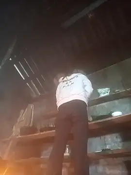 Snapshot of sewetj chatting on December 15, 4:50 am sewetj online show from December 15, 4:50 am