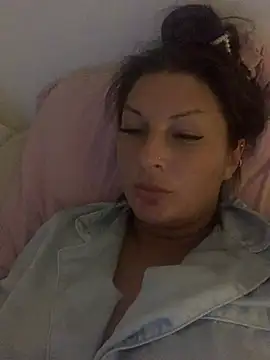 Snapshot of Dirtymind30 chatting on March 15, 9:54 pm Dirtymind30 online show from March 15, 9:54 pm