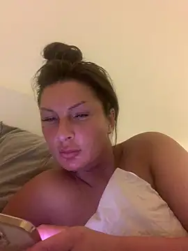 Snapshot of Dirtymind30 chatting on March 31, 9:48 pm Dirtymind30 online show from March 31, 9:48 pm