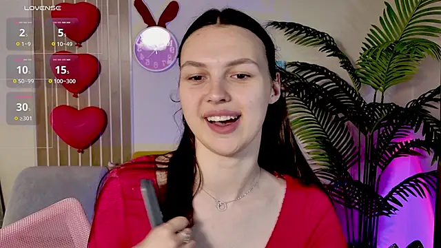 Snapshot of MaxinCarroll chatting on June 6, 1:16 pm MaxinCarroll online show from June 6, 1:16 pm