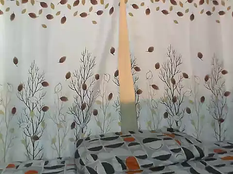 Snapshot of PetiteDoll_06 chatting on March 22, 9:45 am PetiteDoll 06 online show from March 22, 9:45 am