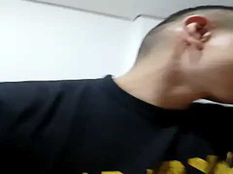 Megan12Fox online show from December 13, 11:21 pm