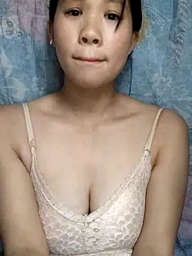 Snapshot of mit0-77 chatting on December 18, 5:35 am mit0-77 online show from December 18, 5:35 am