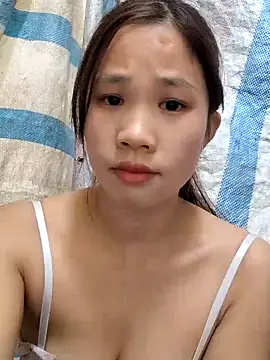 Snapshot of mit0-77 chatting on February 24, 5:05 am mit0-77 online show from February 24, 5:05 am