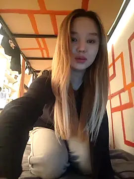 SherrylShaw online show from March 26, 5:29 pm