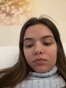 ALittleGrayRabbit online show from December 20, 9:05 am