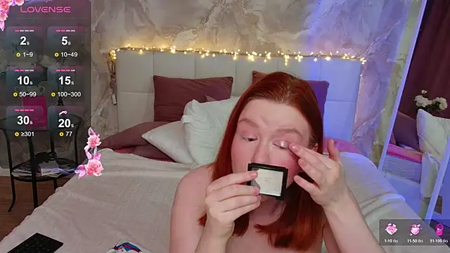 Snapshot of LucyHornyDollx chatting on February 22, 11:20 am LucyHornyDollx online show from February 22, 11:20 am