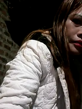 yana-zz online show from March 10, 11:15 am