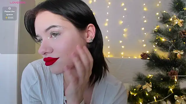 BeatriceMoonlight online show from December 16, 11:04 am