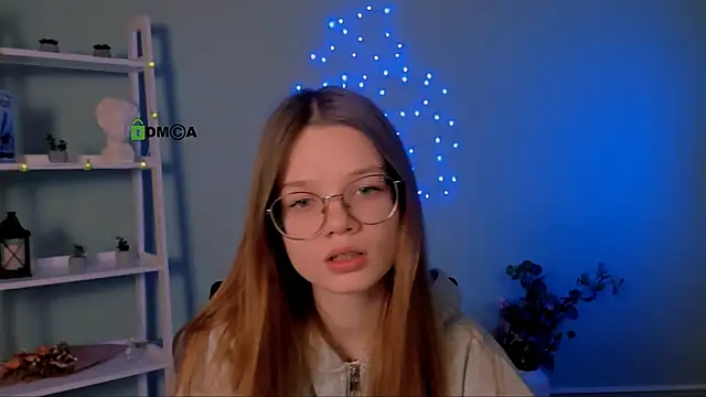 caroline eclipse online show from December 21, 9:27 am