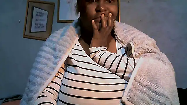 sweetmilkylady online show from July 11, 4:04 am