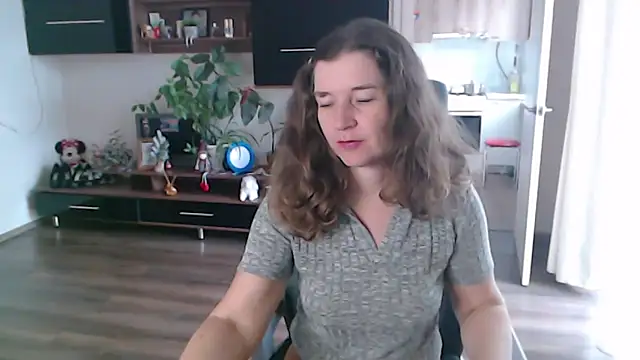 SofiaBoone online show from January 17, 7:13 am