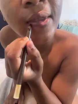 BellaSean online show from February 5, 7:57 am