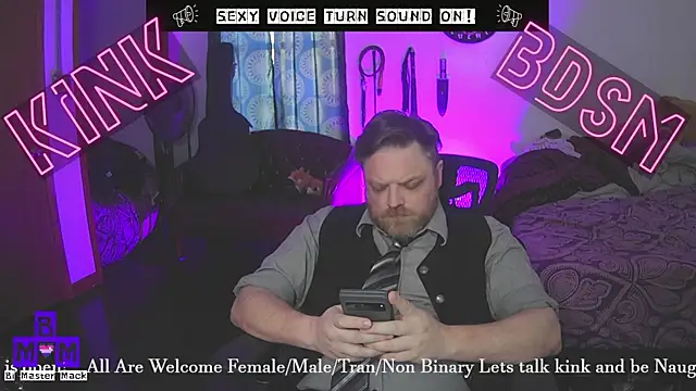 Bi Master Mack online show from December 19, 3:19 pm