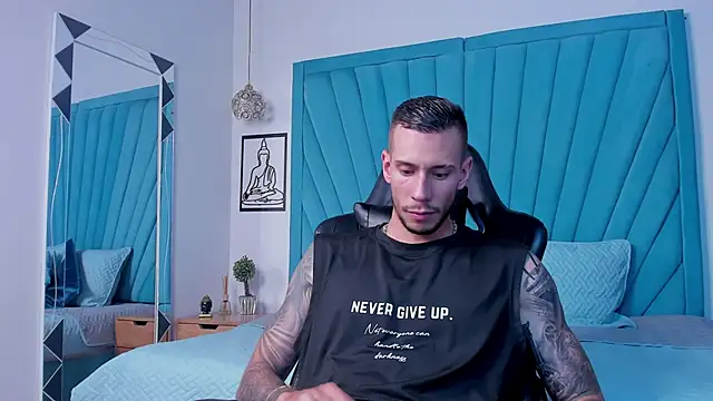 J king   online show from May 1, 6:56 pm