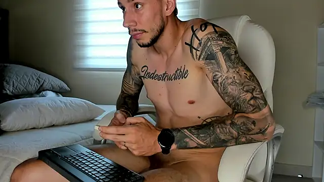 J king   online show from May 19, 2:56 pm