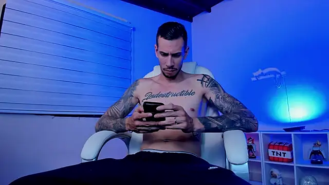 J king   online show from June 17, 12:29 pm