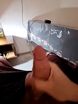 Berk 3113 online show from February 20, 11:49 pm