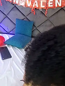 LunaaCurly online show from February 16, 7:21 pm