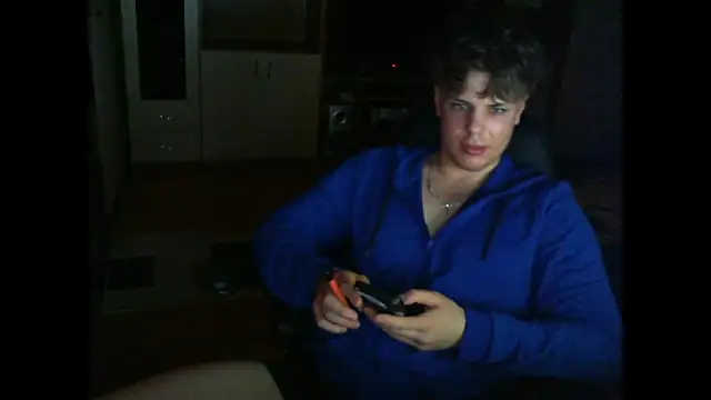 GymGuy0505 online show from February 8, 11:30 pm