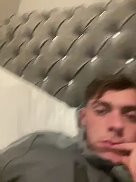 Snapshot of naughty-tyler chatting on December 15, 6:45 pm naughty-tyler online show from December 15, 6:45 pm