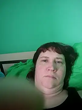 Snapshot of milfstress chatting on February 22, 10:47 am milfstress online show from February 22, 10:47 am