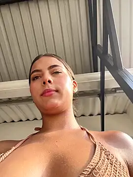 Snapshot of Valeria-escobar chatting on March 21, 1:37 pm Valeria-escobar online show from March 21, 1:37 pm