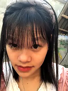 Snapshot of Pege-nii chatting on December 15, 6:06 am Pege-nii online show from December 15, 6:06 am