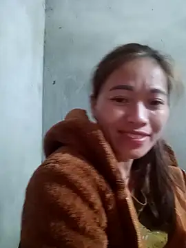Snapshot of little-effy chatting on March 13, 1:18 pm little-effy online show from March 13, 1:18 pm