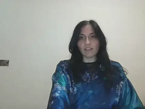 Snapshot of DommeVioleta chatting on December 22, 5:48 am DommeVioleta online show from December 22, 5:48 am