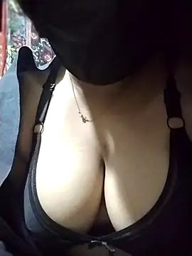 Snapshot of nosrat014 chatting on December 17, 6:36 pm nosrat014 online show from December 17, 6:36 pm