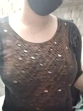 nosrat014 online show from January 14, 10:43 am