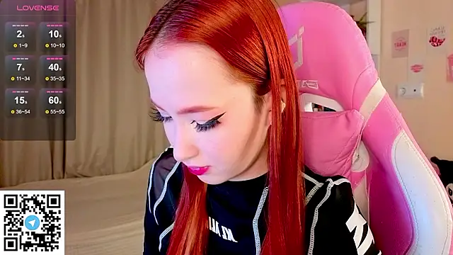 Snapshot of sunflare_ chatting on March 12, 5:41 pm sunflare online show from March 12, 5:41 pm